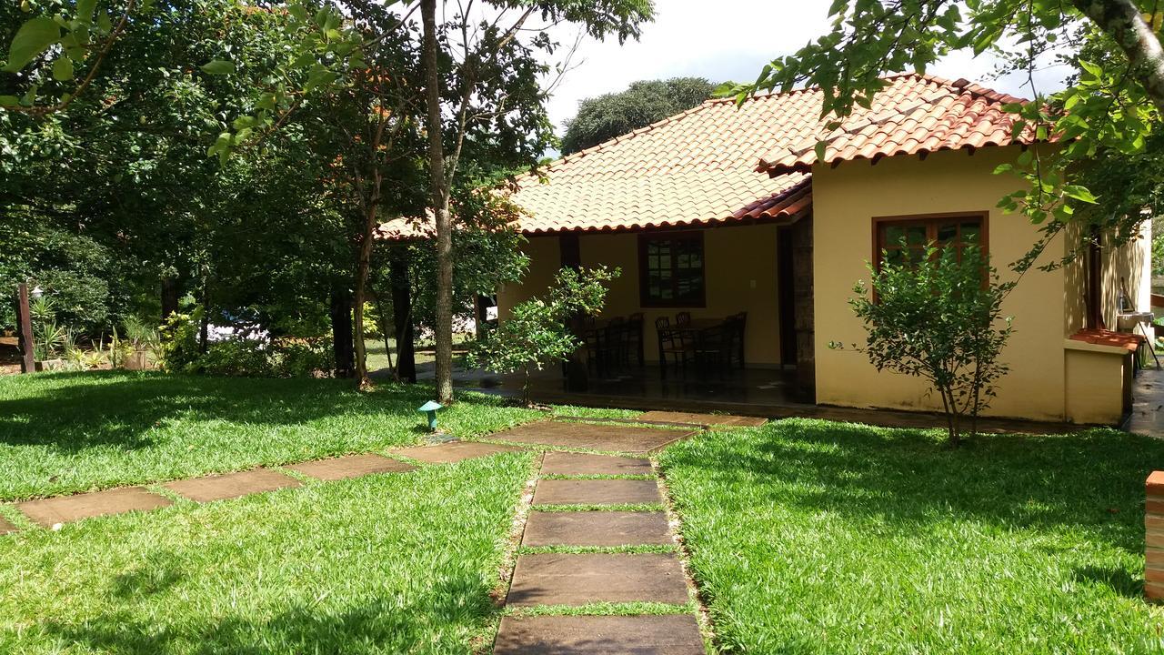 טיראדנטס Chales Da Estrada Velha מראה חיצוני תמונה